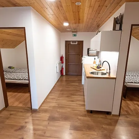 Lägenhet Buda U Kramaru-apartman Leona